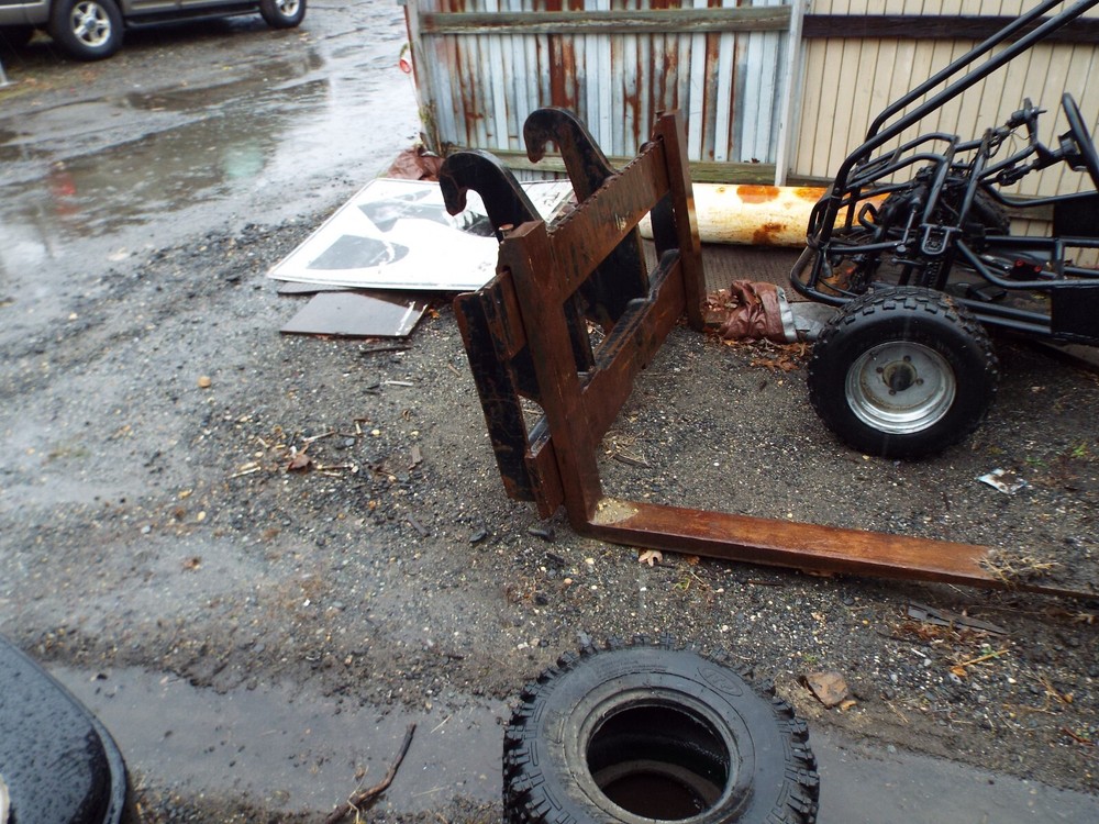 CAT Wheel Loader Forks 48"