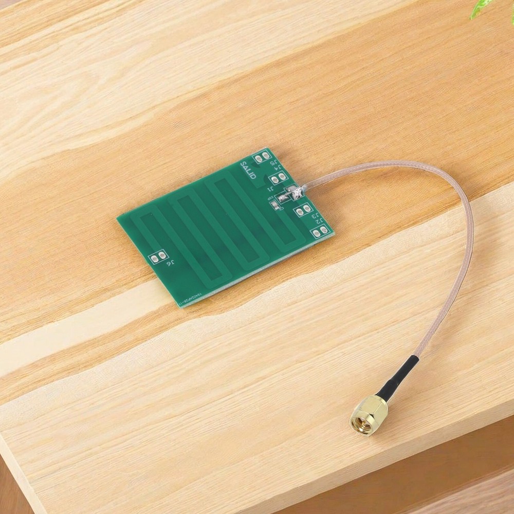 Efficient Long Range UHF RFID Reader Antenna for Accurate Tag Detection
