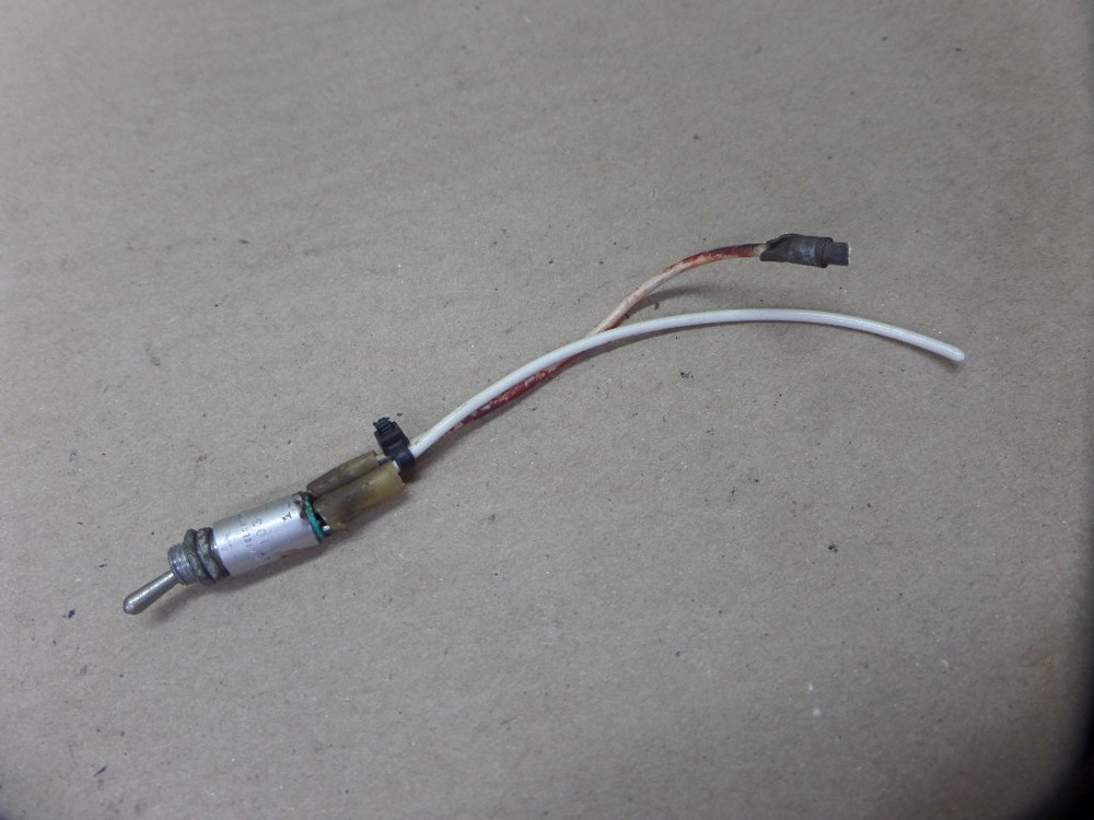 1956 PIPER PA-23-150 APACHE SWITCH