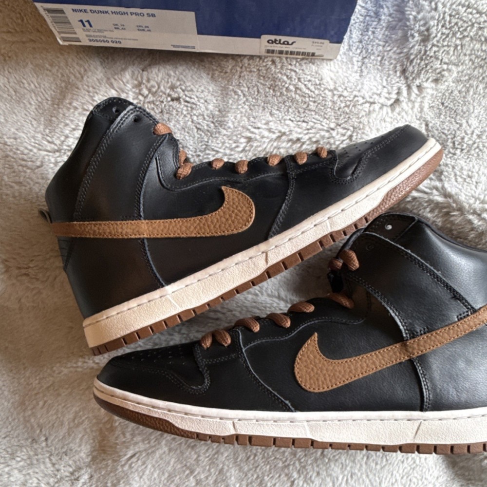Nike SB Dunk High Guiness