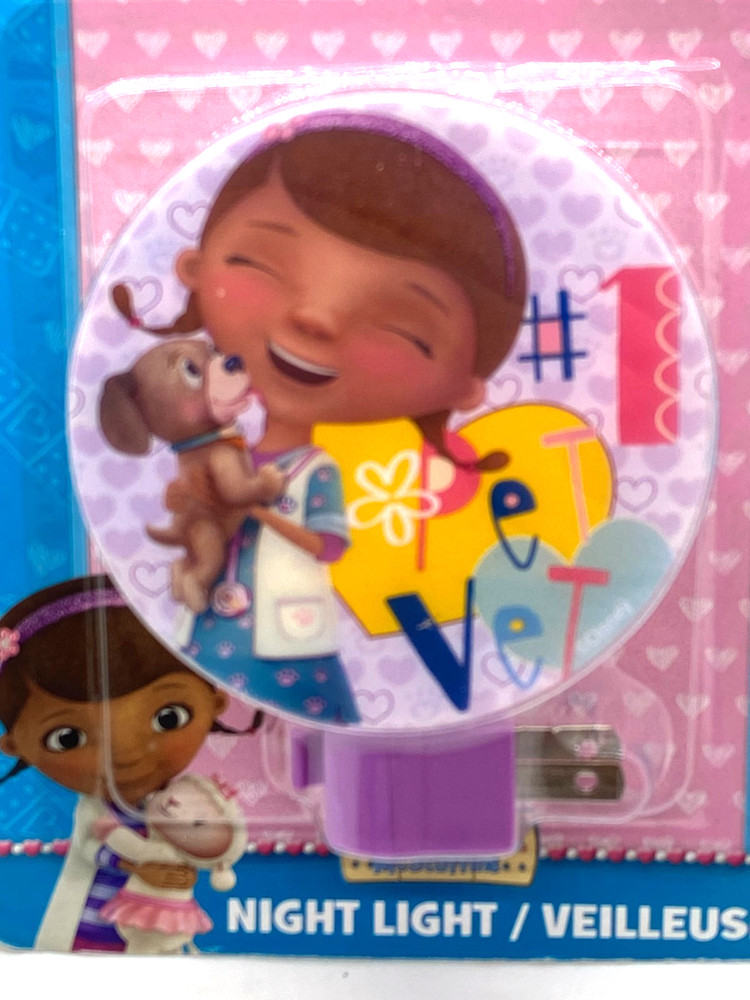 Disney Doc MacStuffins Veilleuse / Night Light, Plug In, New