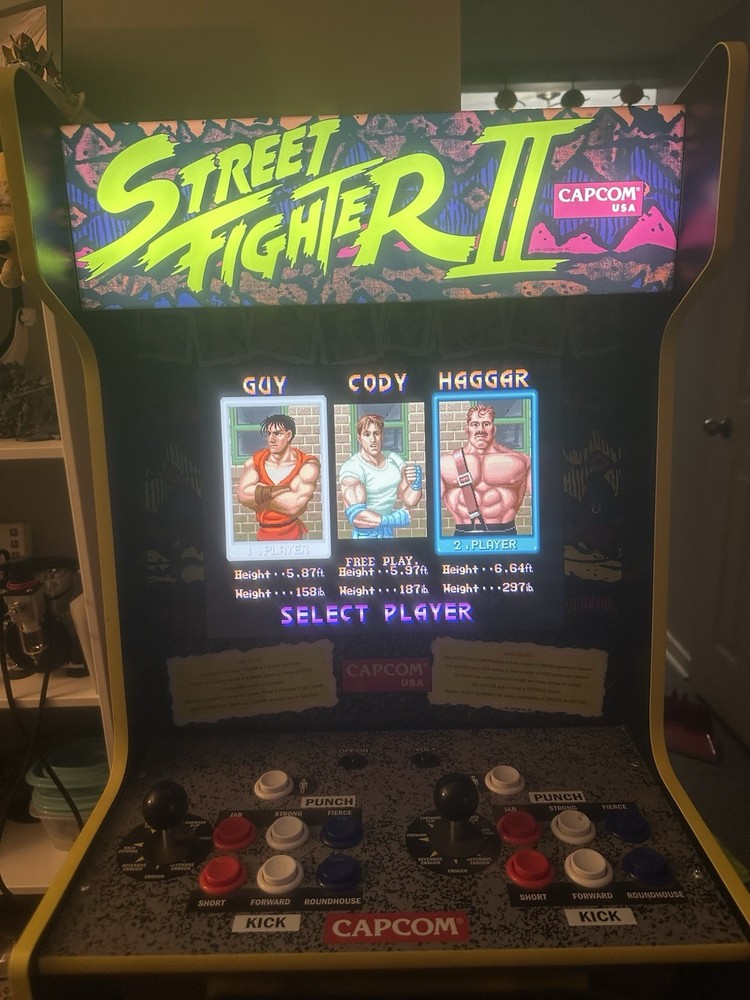 Arcade1up Street Fighter II Legacy Edition Arcade Machine (Riser Included)