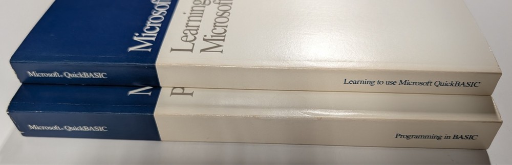 Microsoft QuickBASIC 4.5 (1988) - 5 Disks & 2 Manuals - TESTED