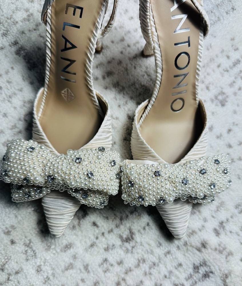 ANTONIO MELANI Ivory Beaded Pointed-Toe Slingback Heel