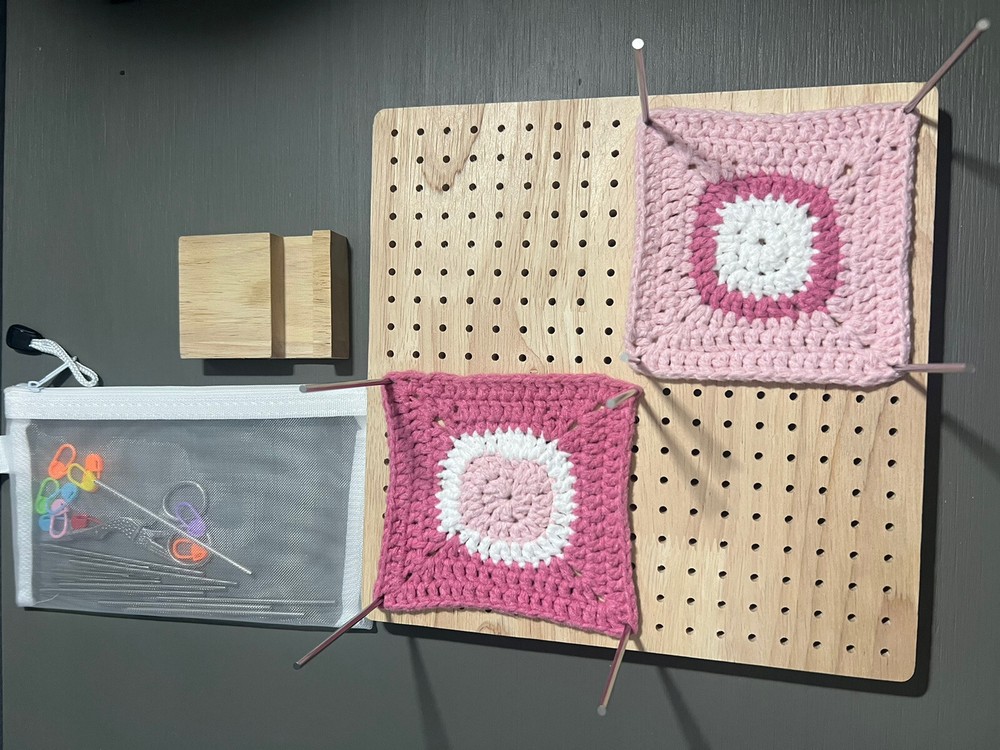 Crochet Blocking Board- Granny Square Kit: Needles,stitch markers, Scissors.