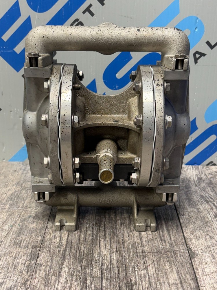 VERSAMATIC E7AA5T559C DOUBLE DIAPHRAGM PUMP