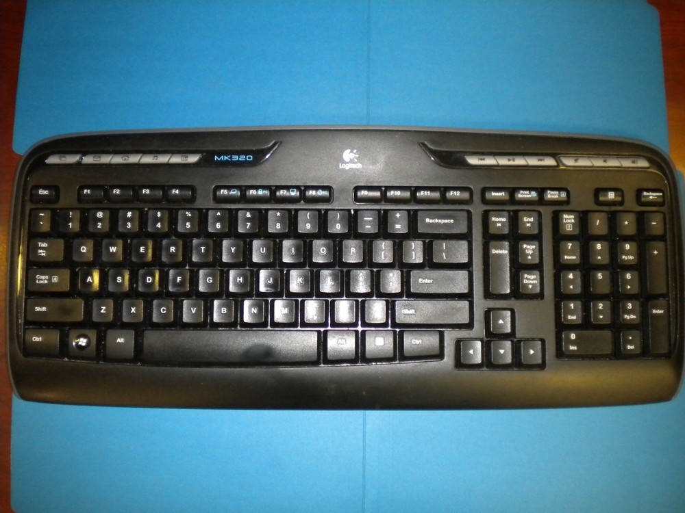 LOGITECH MK320 Wireless Keyboard with No Receiver