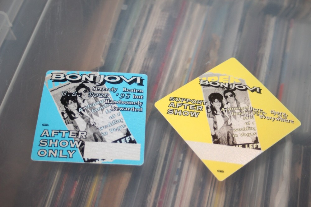 Bon Jovi  - 2x unused Backstage Pass  -  FREE POSTAGE -