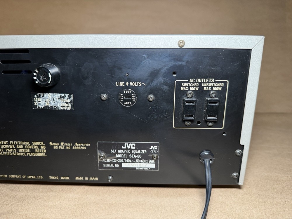 JVC SEA-80 Multi-Voltage Stereo Graphic Equalizer Powers On AS IS Untested