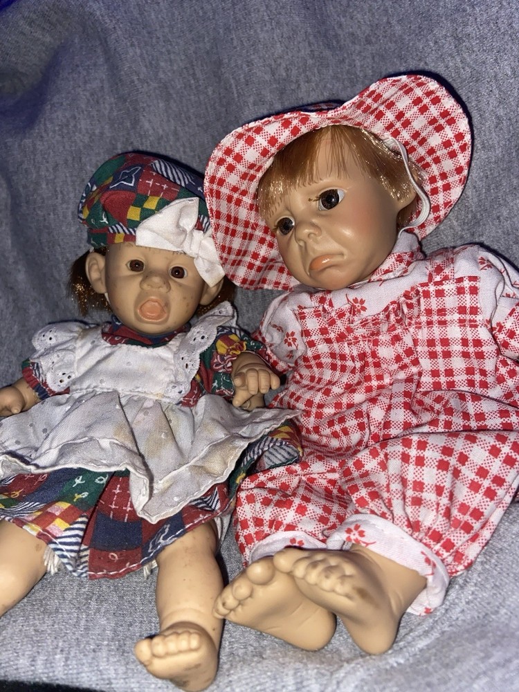 Haunted Dolls-ACTIVE-Siblings