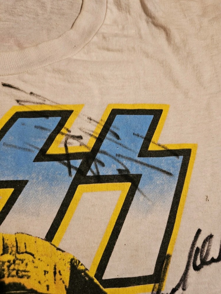 Vintage Kiss Signed Hot In The Shade Shirt Eric Carr Bruce Kulick Gene Simmons