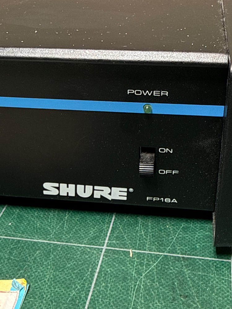 Shure FP16A Audio Distribution Amplifier, Input: 1 Output: 6 XLR