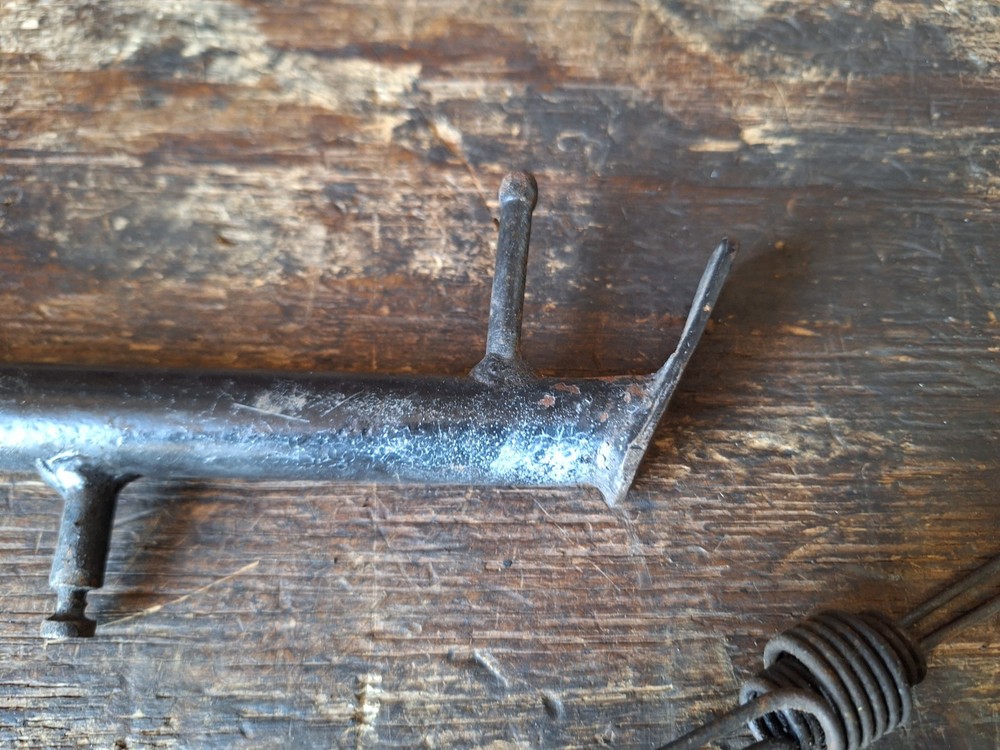 Suzuki GS 500 E - Side Stand & Spring