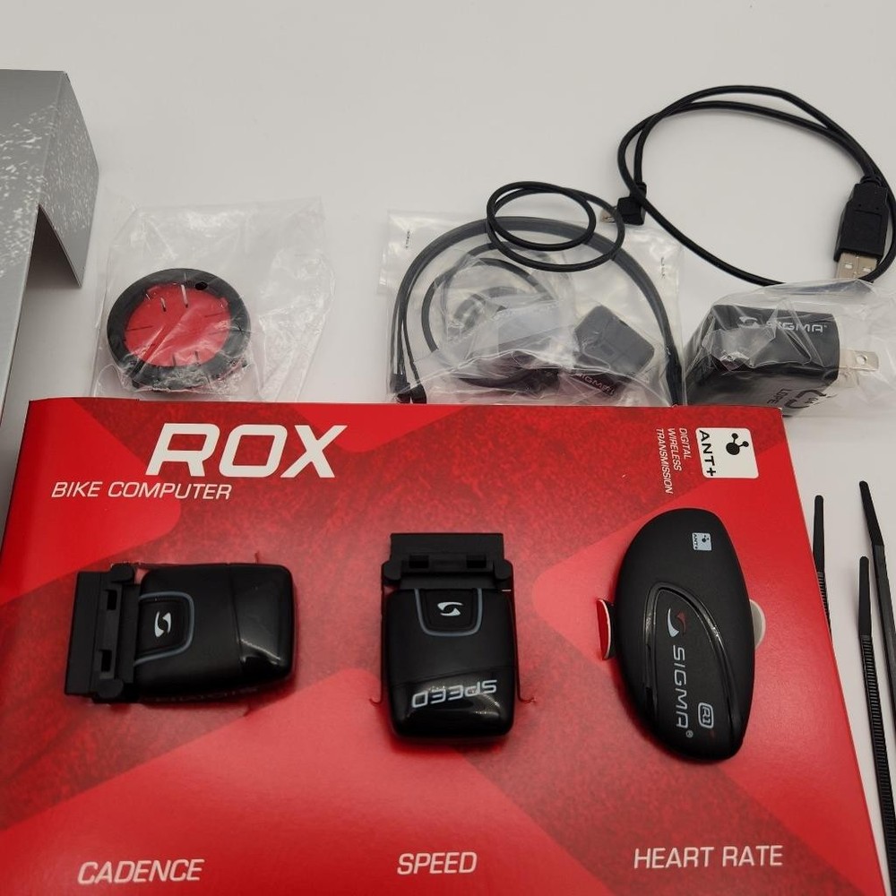 Sigma Rox 10.0 GPS Bicycle Computer White Set USB Rechargeable OPEN PACKAGE