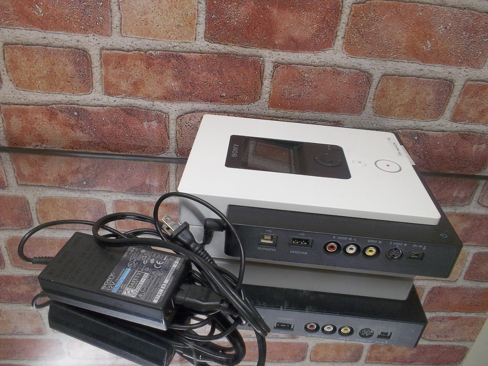 Video Sony DVDDIRECT Recordable DVD Drive Does not need computer