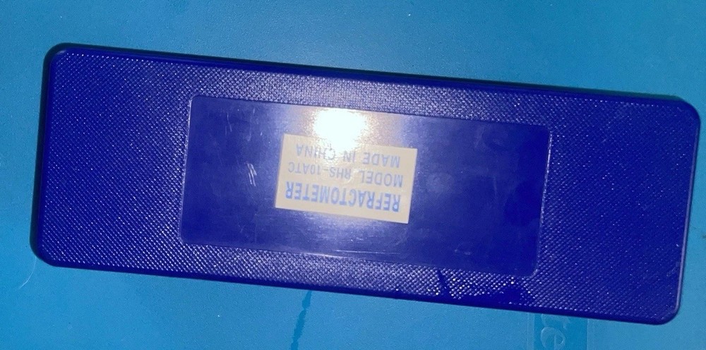 Portable Refractometer Blue