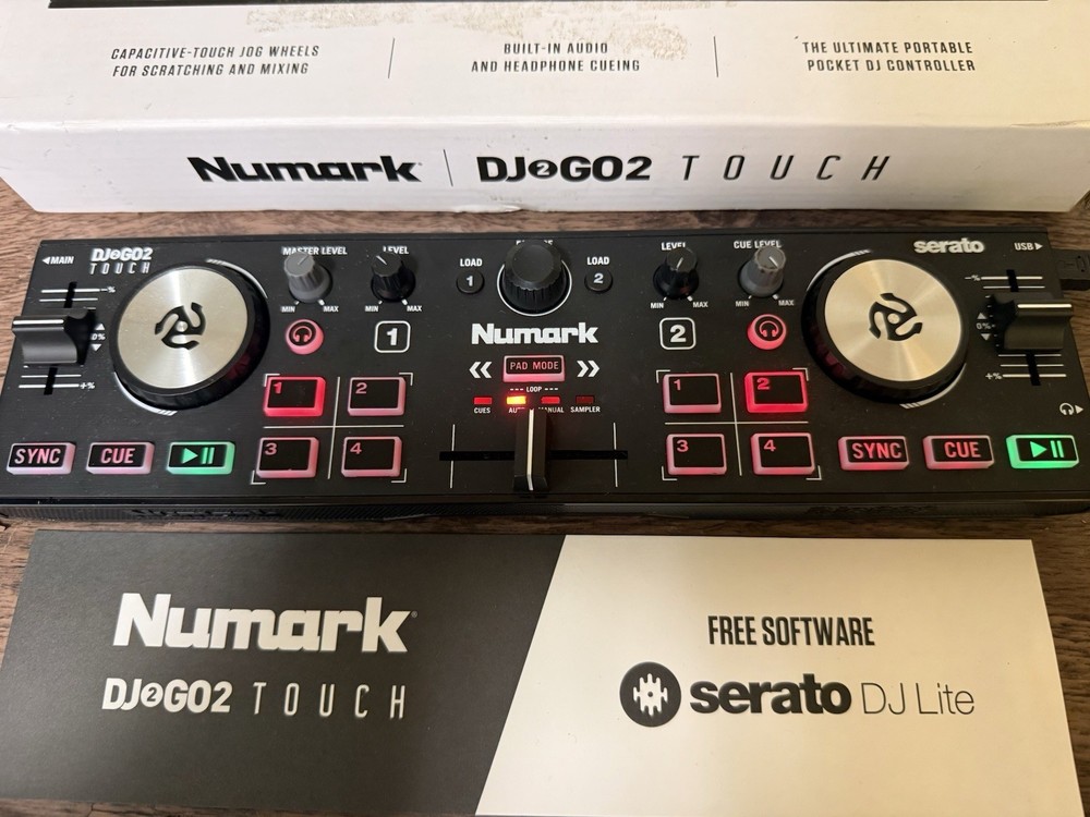CONTROLLER DJ NUMARK DJ2Go 2 Touch ( nuovo )