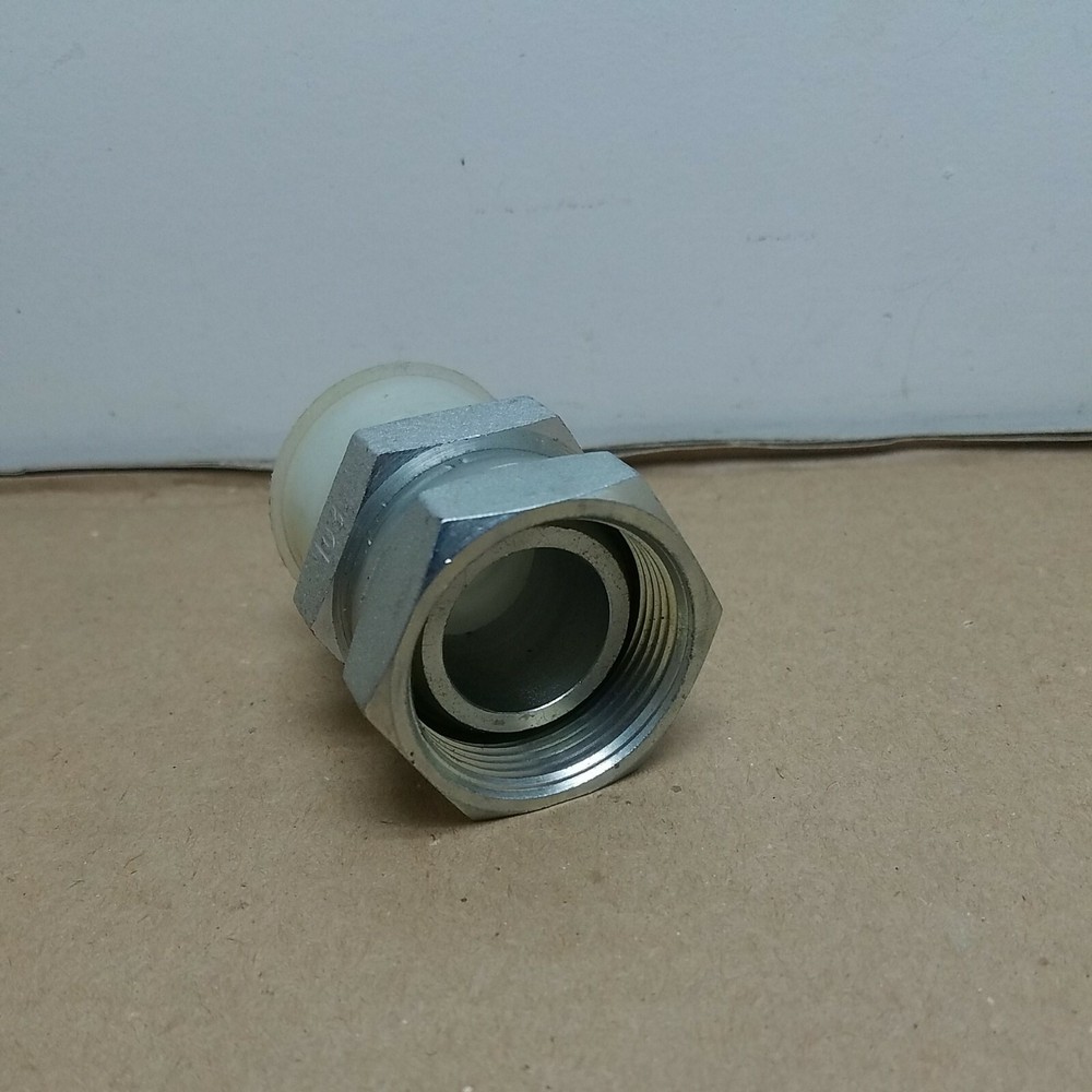 SMB-20 1 1/4" Hydraulic Fitting