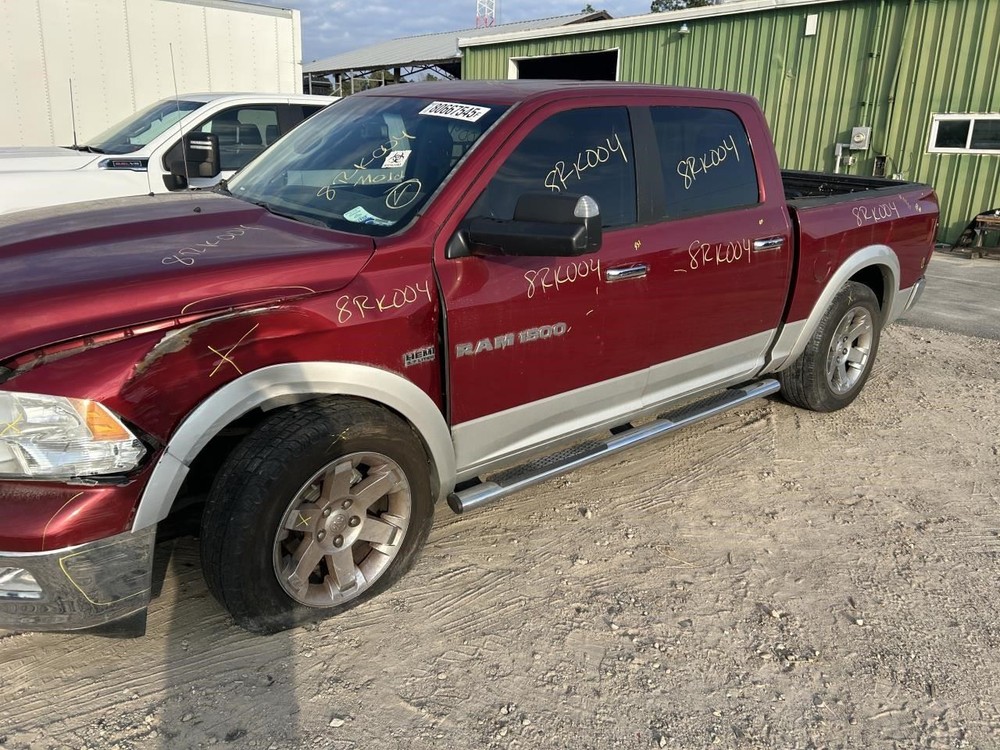 RAM1500 2012 Jack 104924803