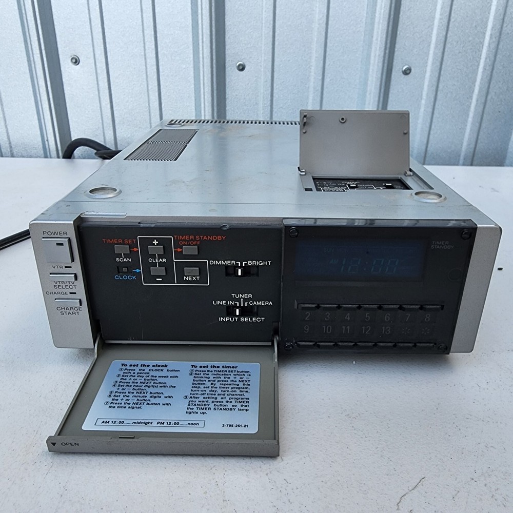 Vintage SONY TT-2000 Programmable Betamax Portable Tuner Timer Unit