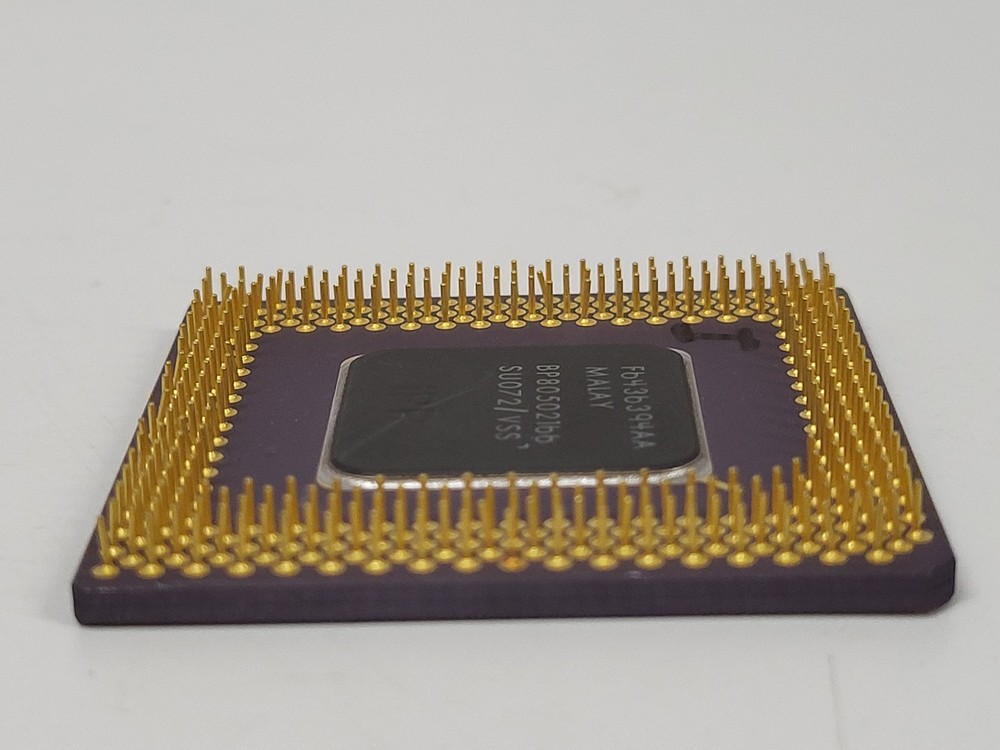 Vintage Intel Pentium BP80502166 CPU 166MHz Processor, Socket 5/7