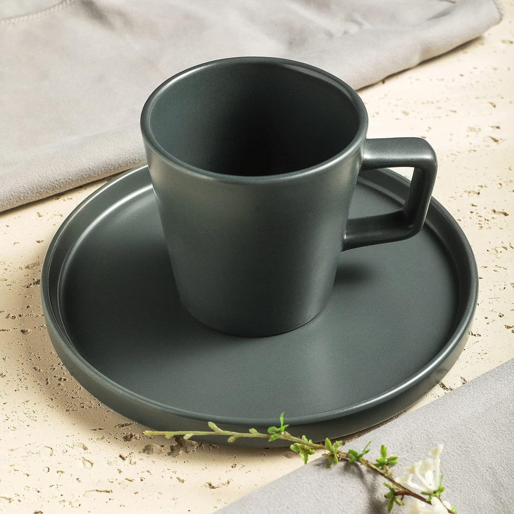 32 Piece Stoneware Dinnerware Set, Service for 8, Gray Matte