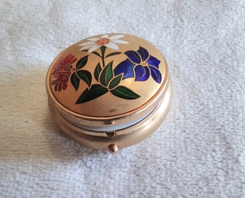 4 Nice Pill Boxes, Pill Containers
