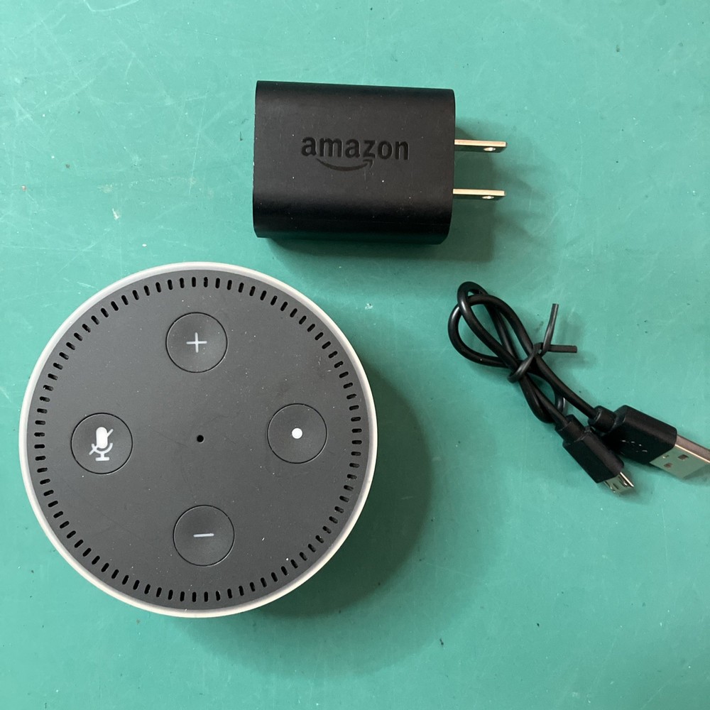 Amazon Echo Dot 2nd Generation Smart Speaker, RS03QR. White. Tested. VERY GOOD.
