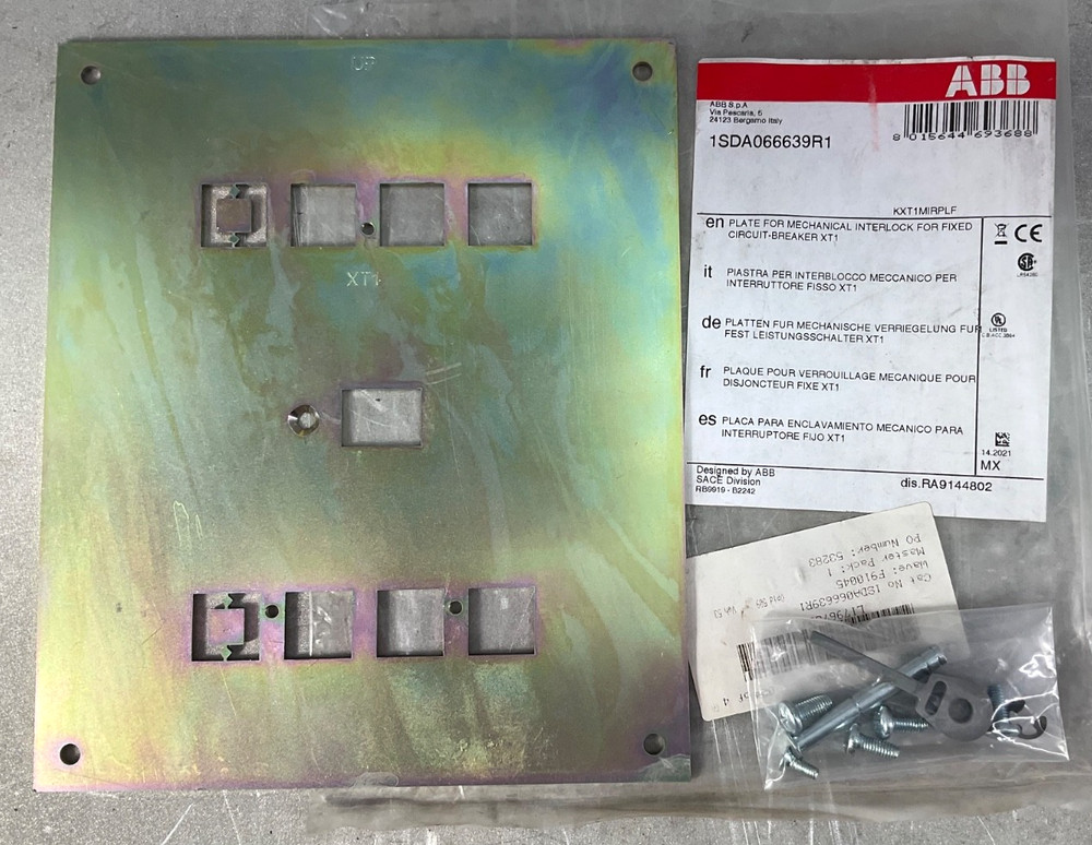 NEW ABB KXT1MIRPLF MECHANICAL INTERLOCK PLATE FOR FIXED XT1