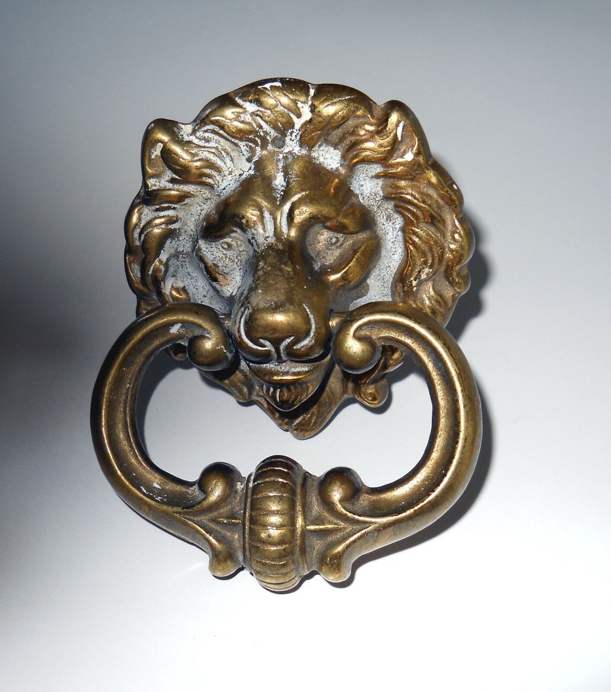 ANTIQUE LION HEAD DOOR KNOCKER