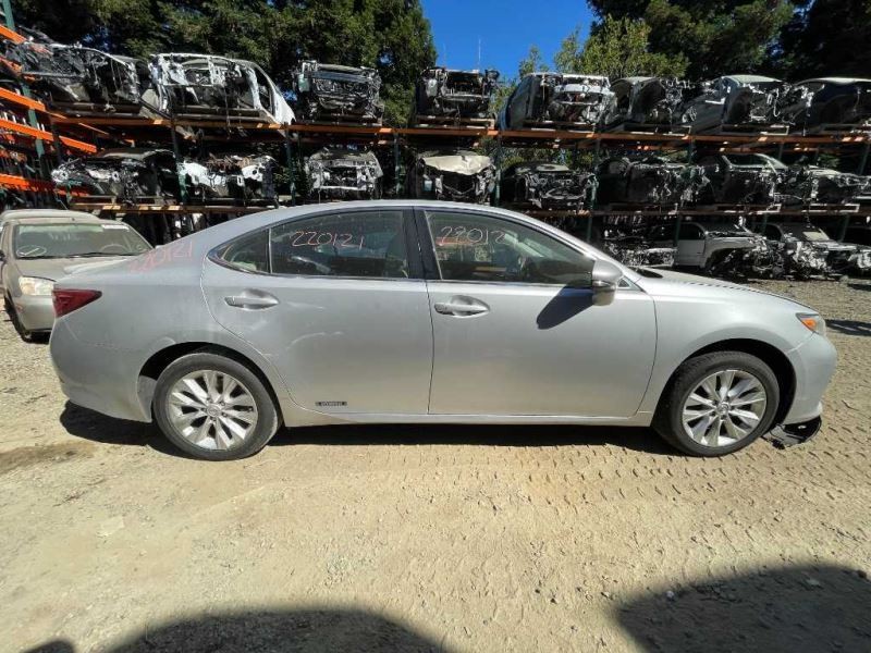 13 LEXUS ES300H DRIVER LEFT BLIND SPOT SENSOR