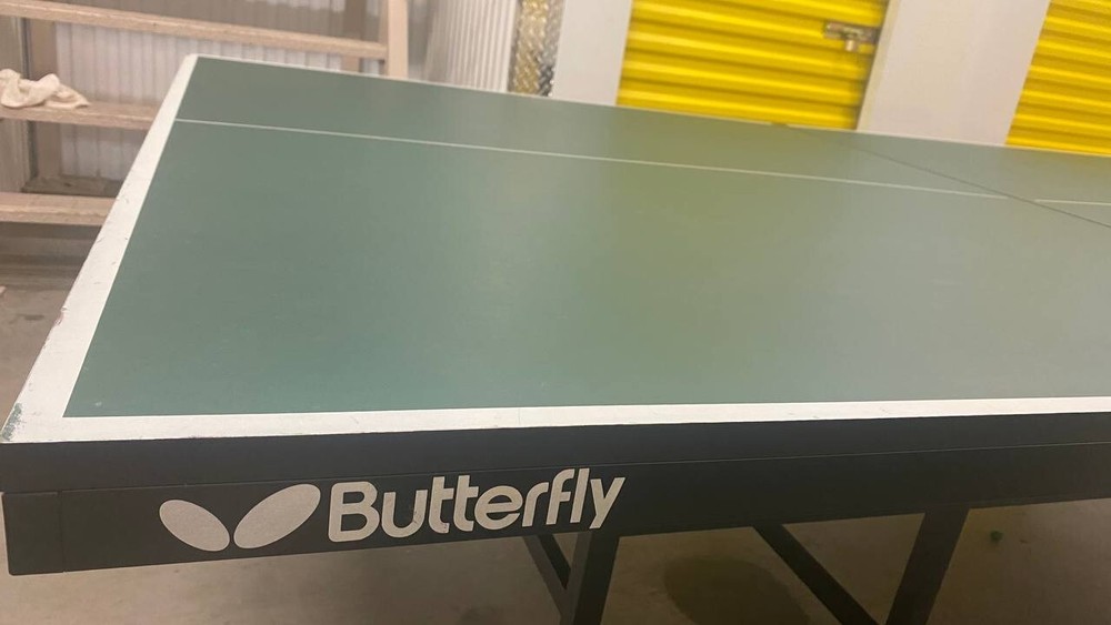 Butterfly Space Saver 22 Ping-Pong Table