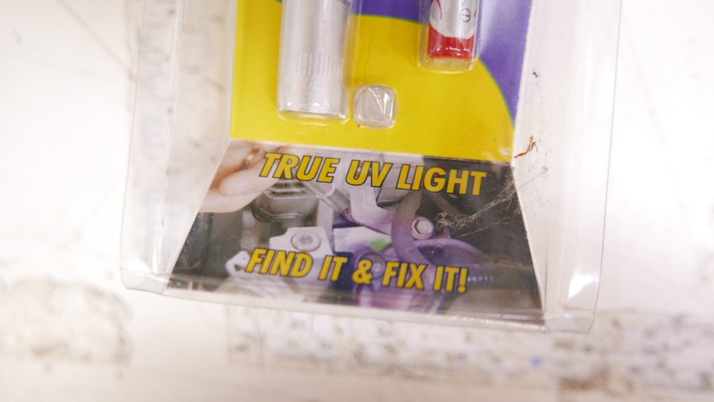UV Dye Leak Detection UV light with batteries