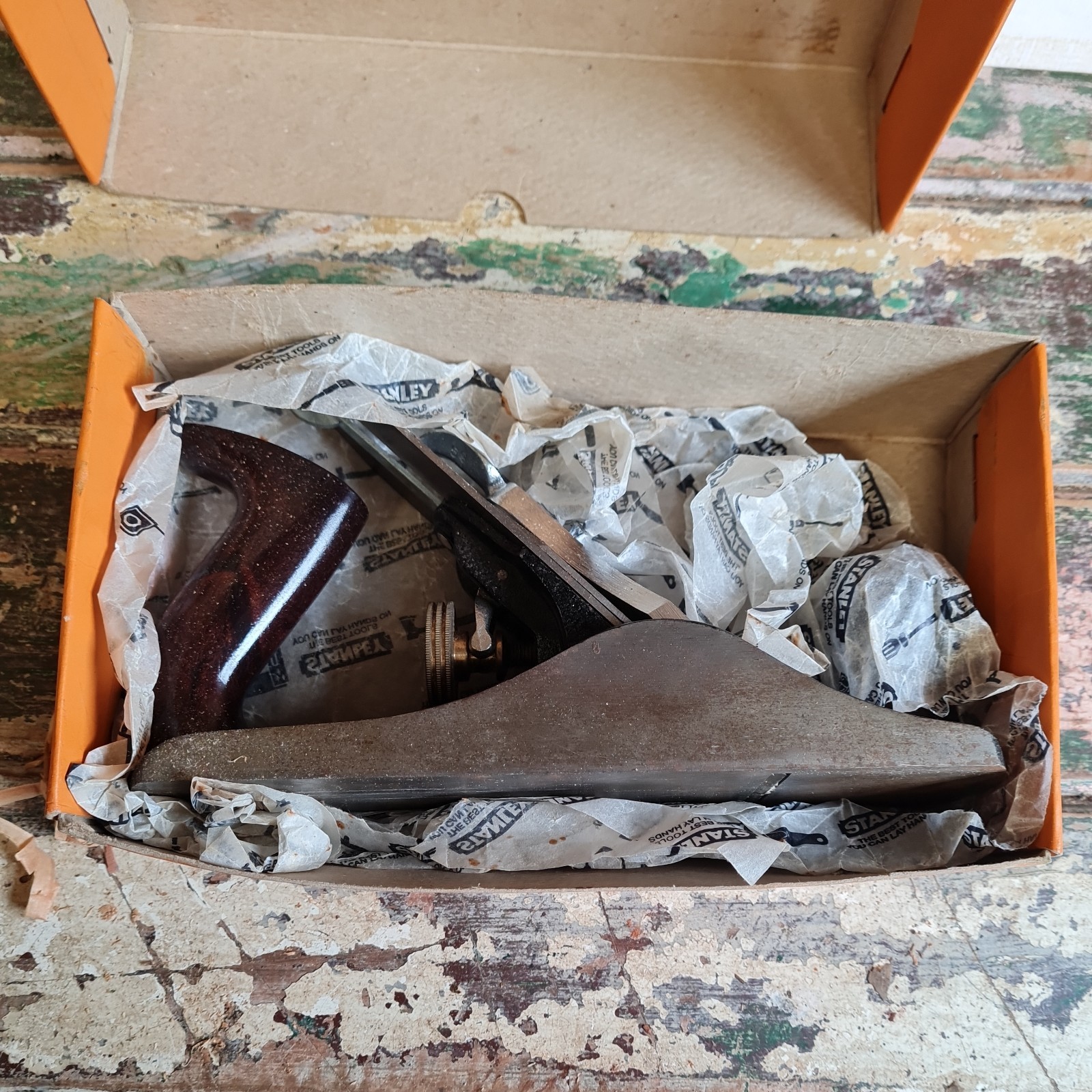 Job Lot 2 (x6 ) of woodworking Carpentry Planes stanley & record workshop