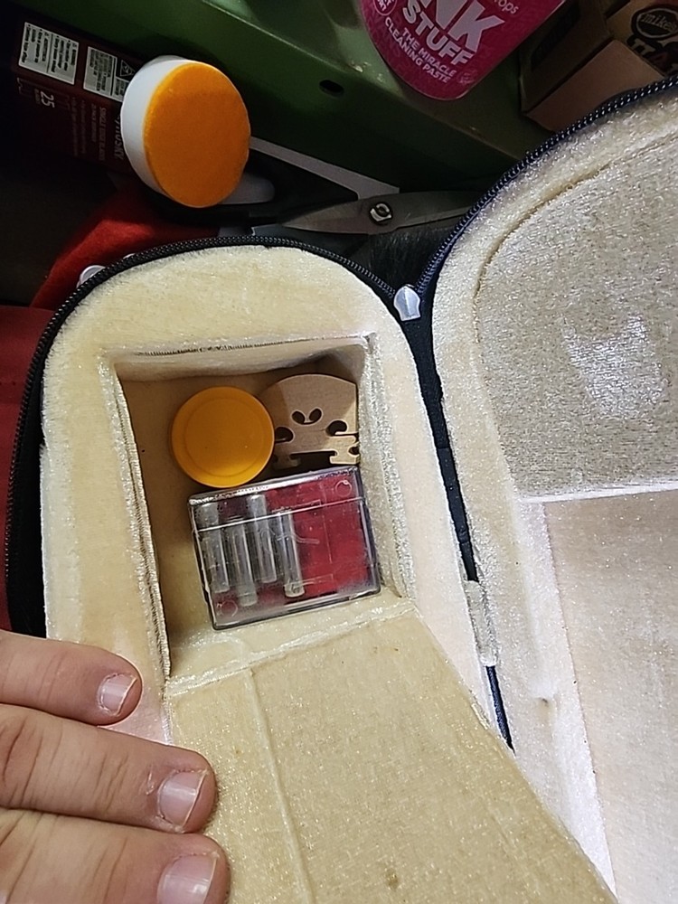 4/4 Full-Size Violin – + Case +extras