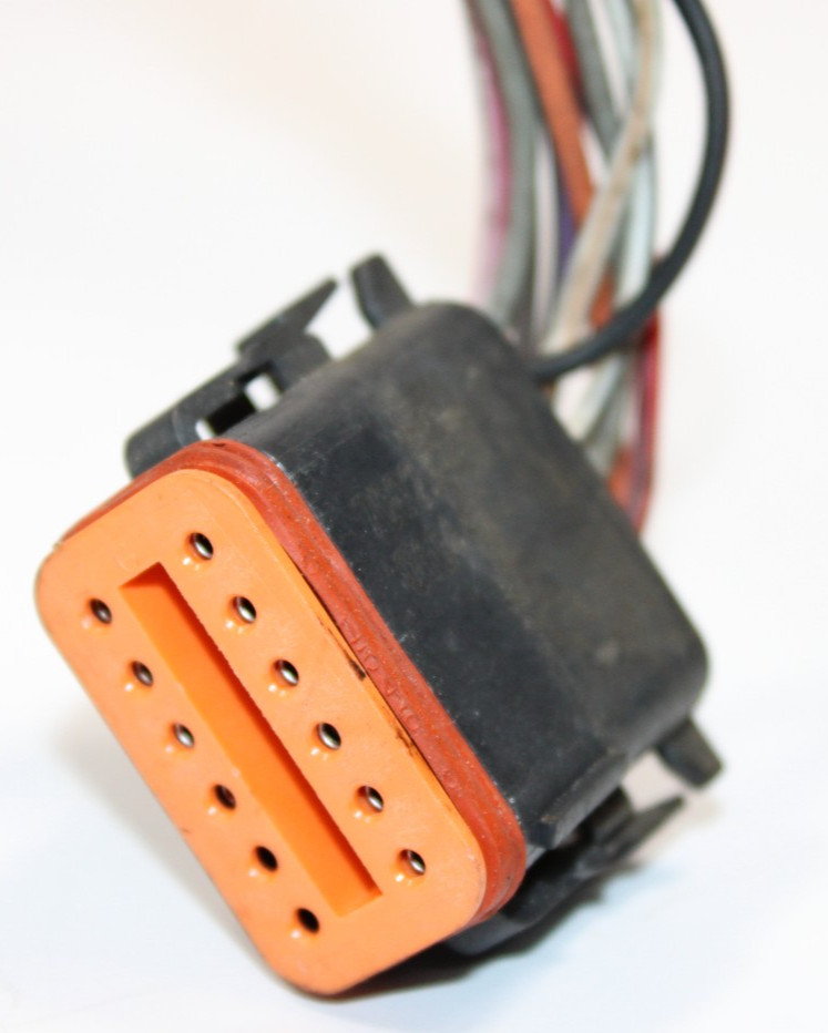 04 Harley Electra Glide Classic FLHTCI Right Control Switch