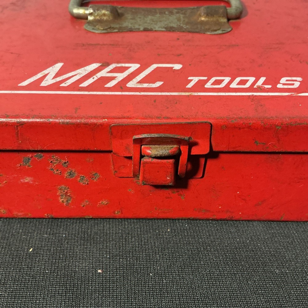 Vintage MAC TOOLS Mini Tool Box 10.5” X 7” X 2”