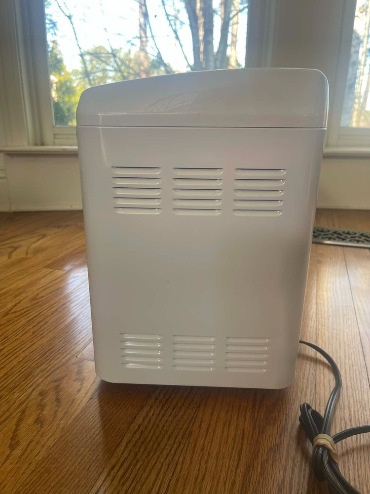 Breadman Ultimate Automatic Bread Maker Model TR2200C Home Baking Machine WORKS