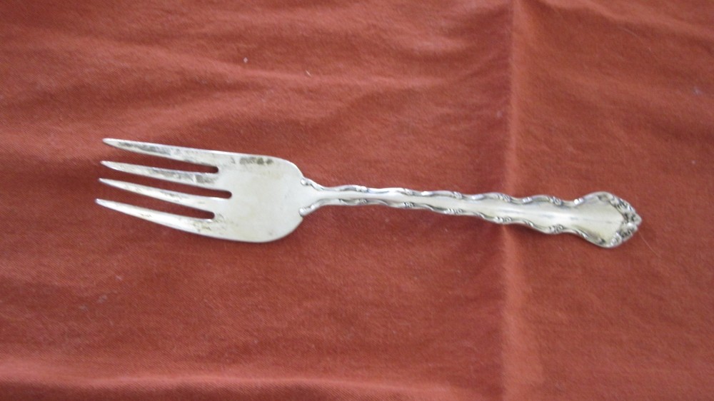 REED & BARTON STERLING SILVER TARA  SALAD FORK NO MONOGRAM