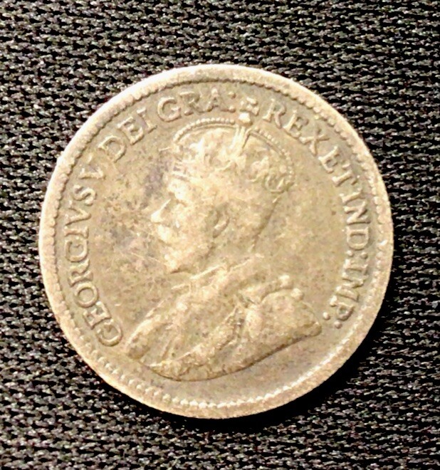 1913 Canada 5 Cent Silver World Coin. ENN Coins