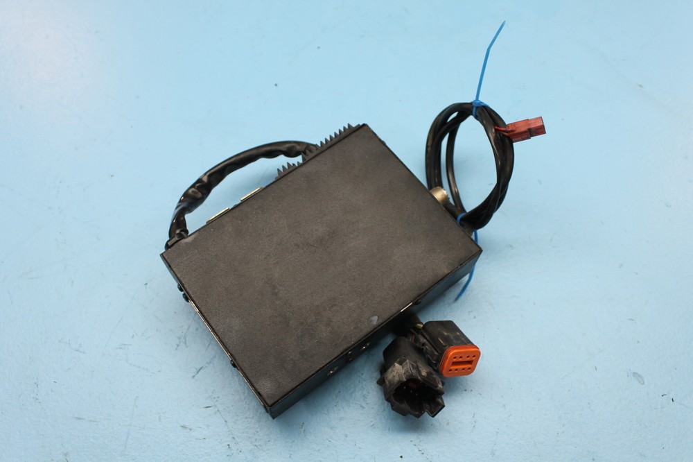 932 96 HARLEY-DAVIDSON ELECTRA GLIDE CB RADIO MODULE UNIT BOX