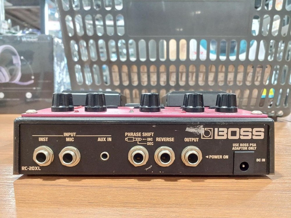 BOSS Model RC-20XL Loop Station