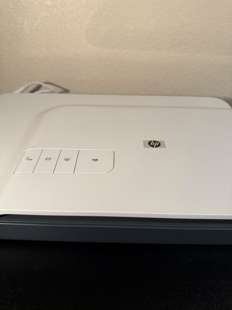 HP ScanJet G3110 Flatbed Scanner