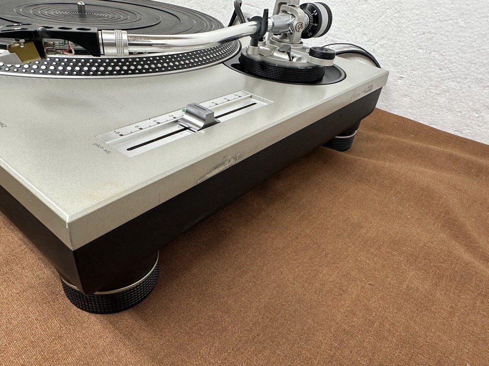 technics turntable sl 1200 mk2