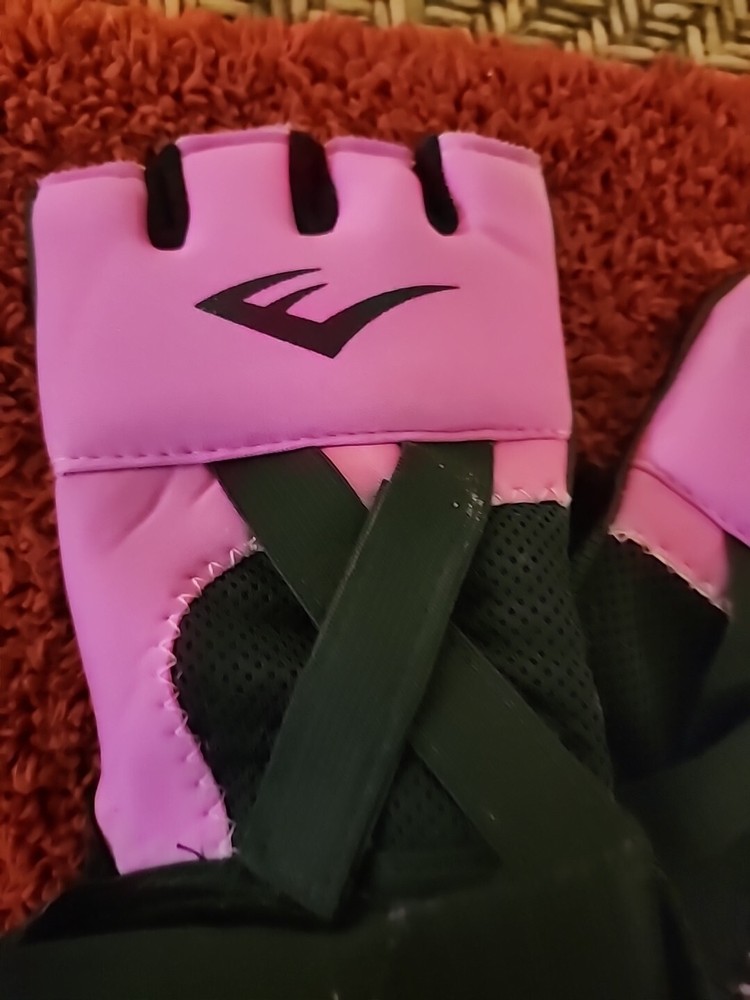Everlast Fingerless Workout Gloves With Padding