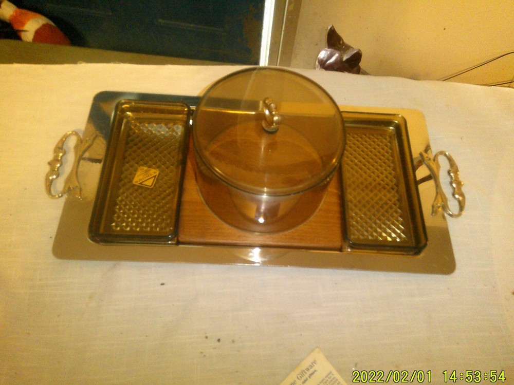 VINTAGE KROMEX CHEESE SERVER SNACK TRAY SET GENTLY USED