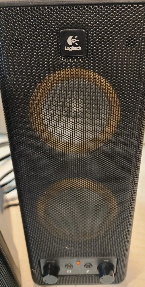 Logitech Stereo Computer Speakers 2.0 Desktop System w/ Volume Control And Jack