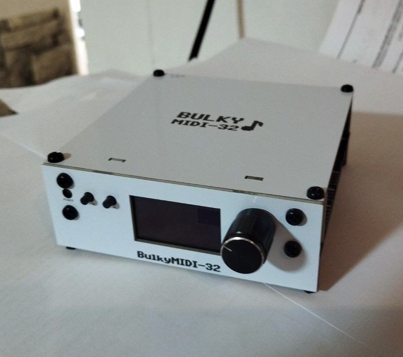 BulkyMIDI-32 White Version - MT-32 Emulator & Modular MIDI Interface