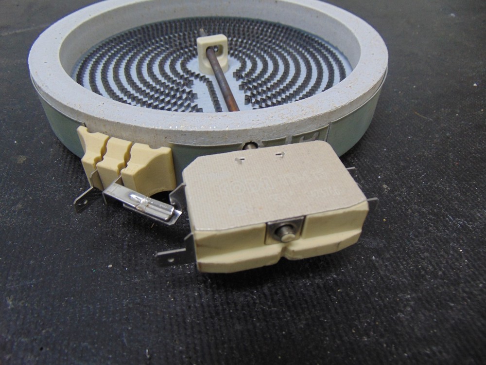 Element Range EER34MSCB 6" Surface Element JT165112