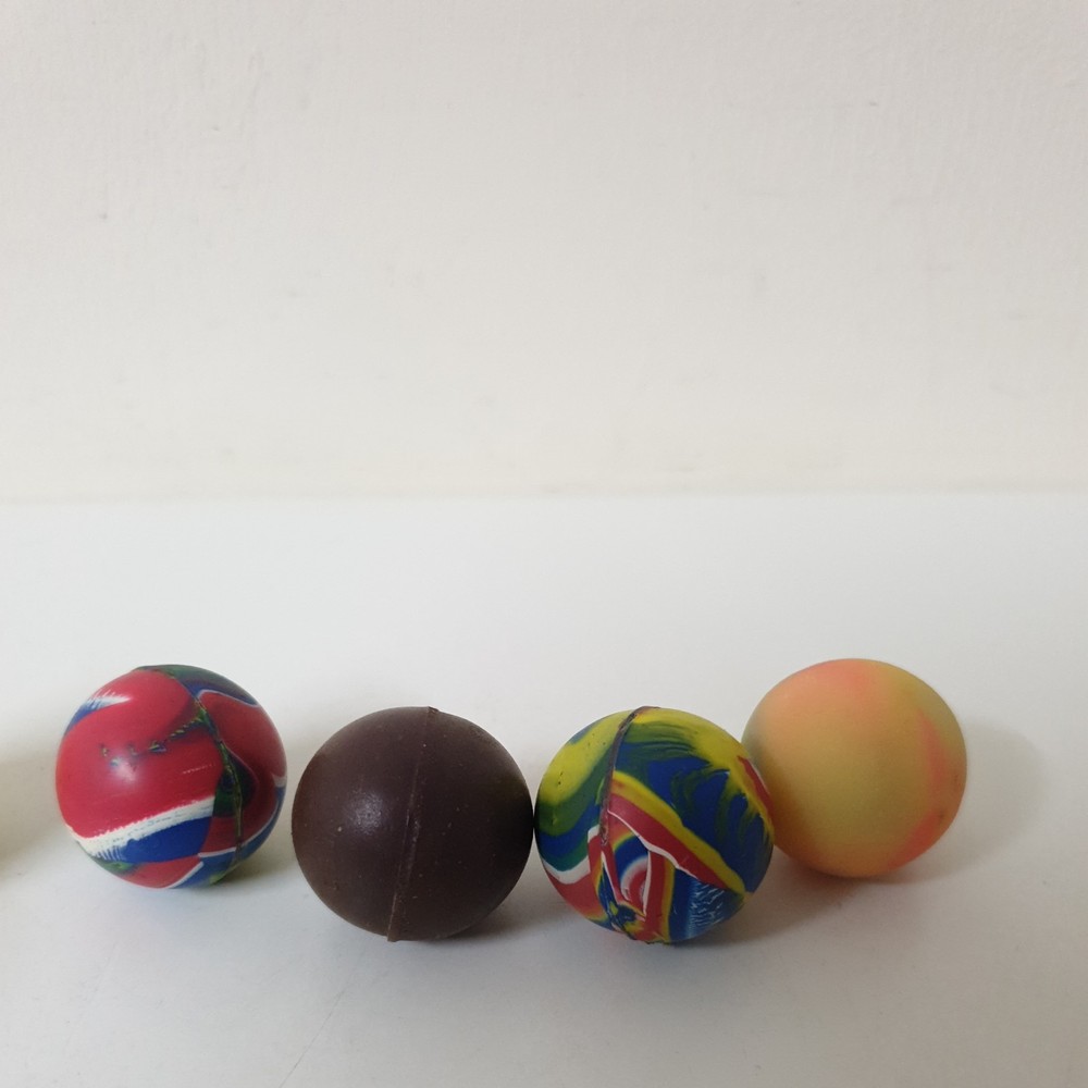 6 x Assorted Vintage Bouncy Balls